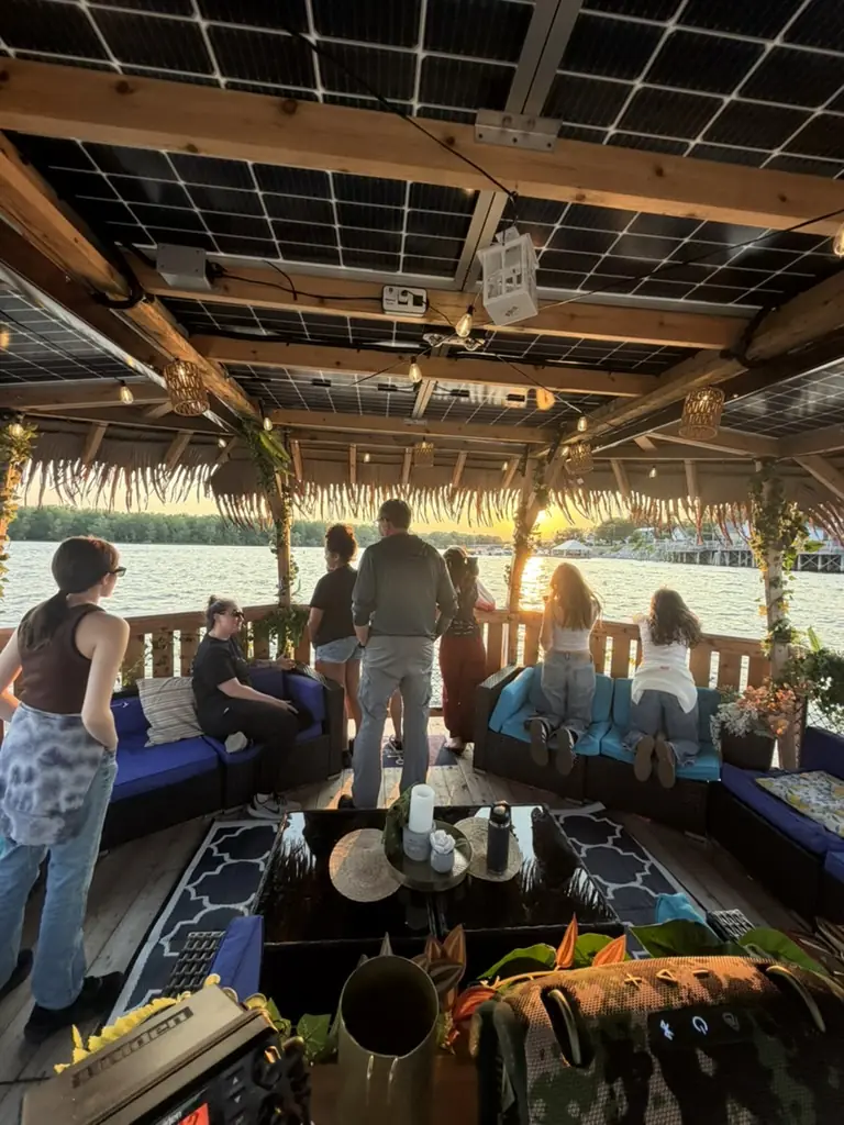 Kontiki Lounge, photo 3 sur 8
